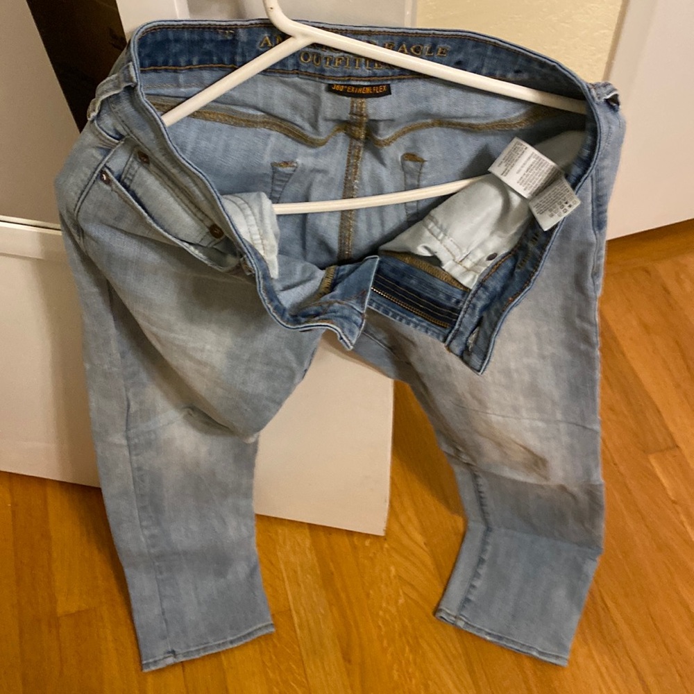 american eagle straight leg light wash denim jeans 360 extreme flex